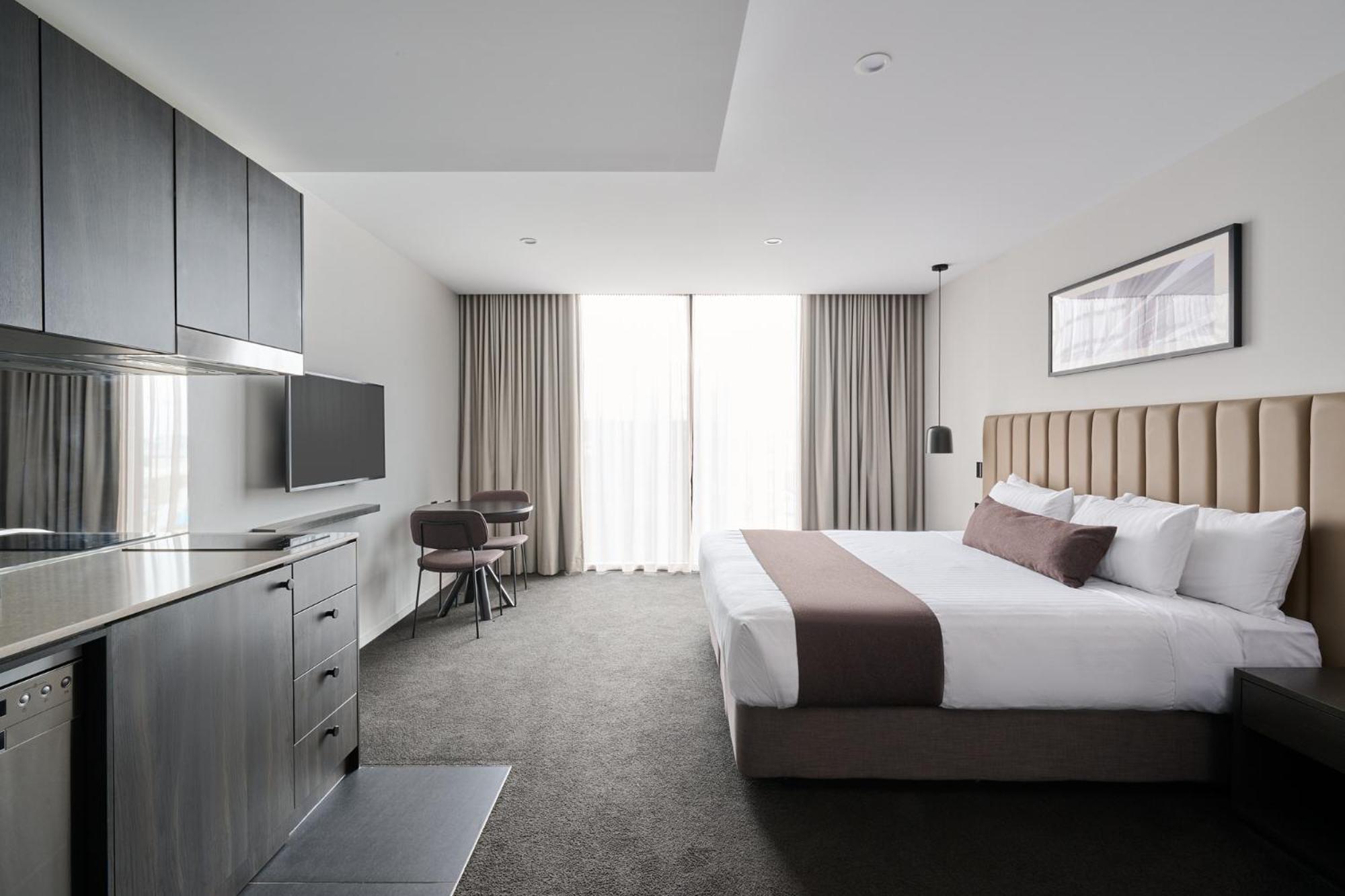 Abode Belconnen Otel Kanberra Dış mekan fotoğraf