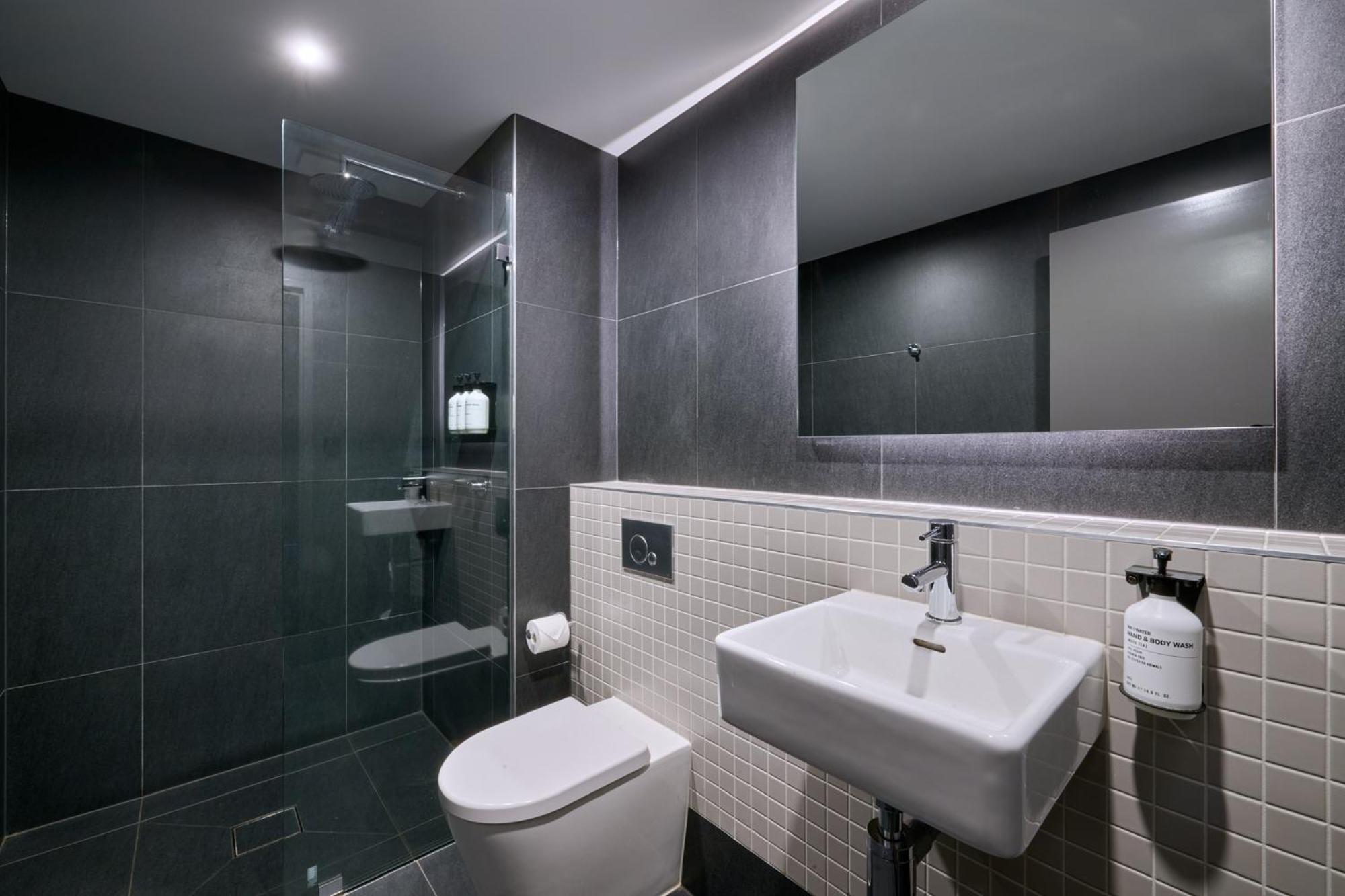 Abode Belconnen Otel Kanberra Dış mekan fotoğraf